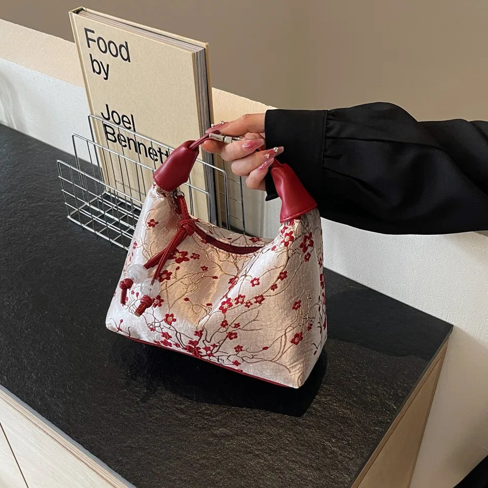 Bestickte Mini Handtasche aus Seide im Hanfu-Stil