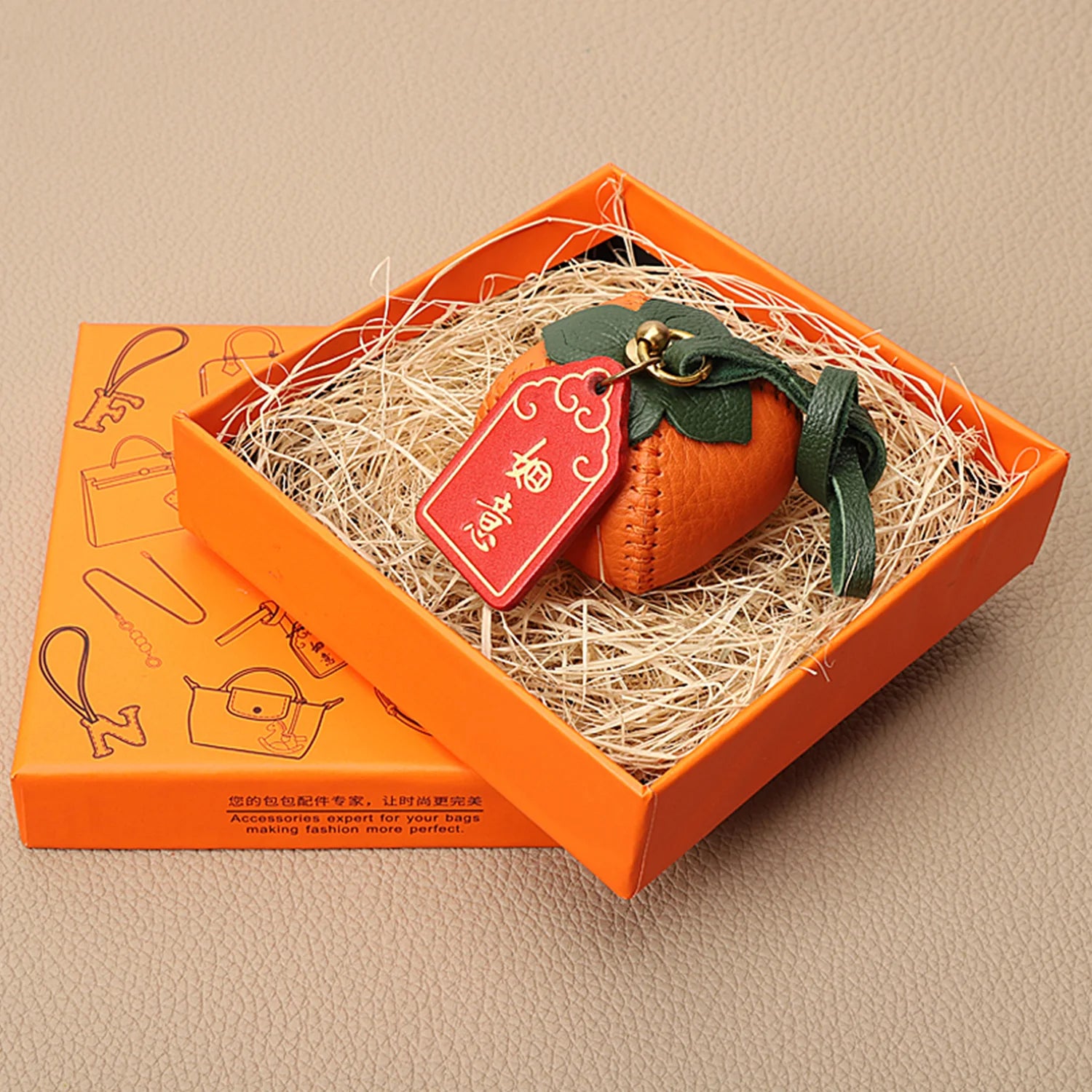 Handgemachter Leder Schlüsselanhänger – Kürbis Design